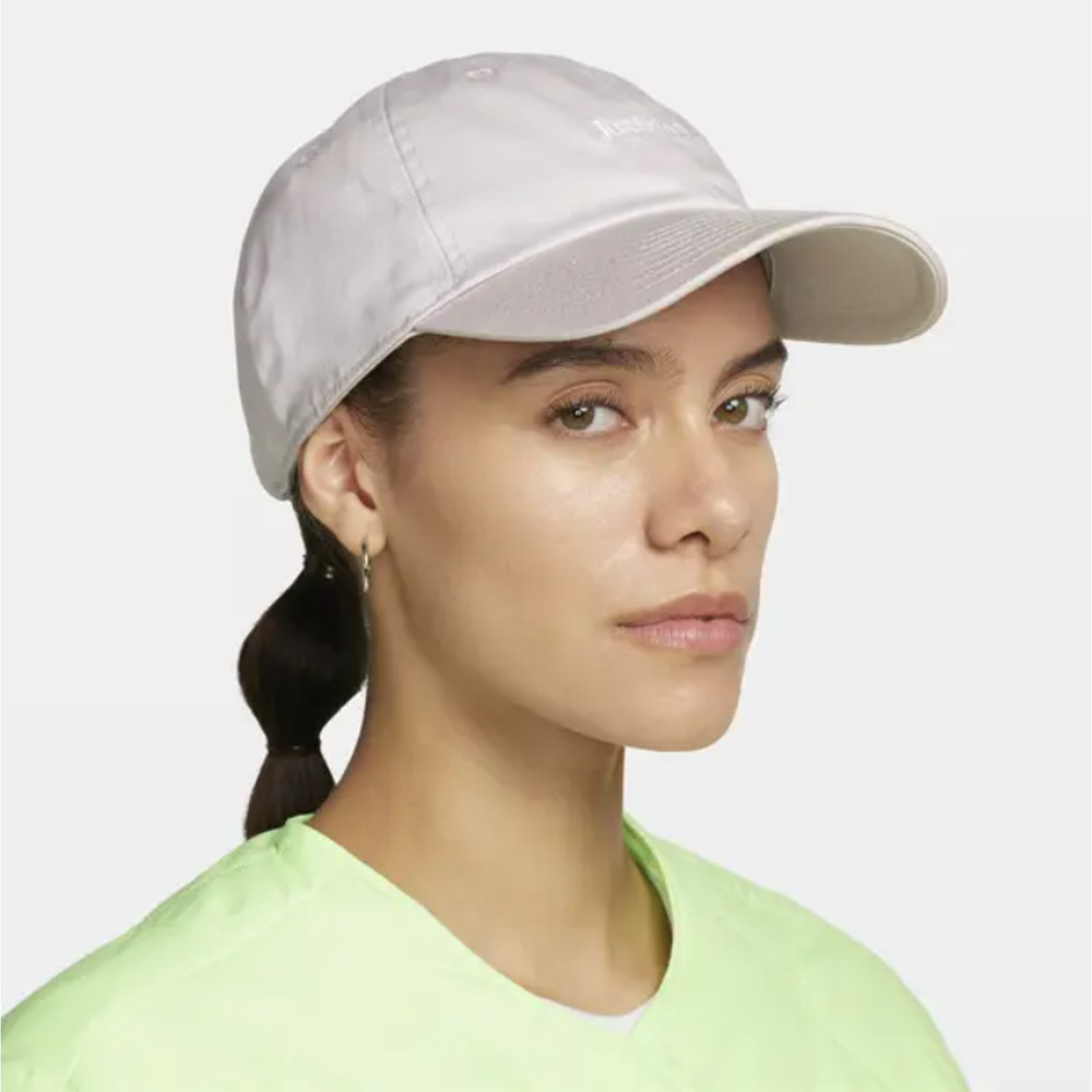 Nike Unisex S/M Violet White Club Unstructured Just Do It Adjustable Cap B24